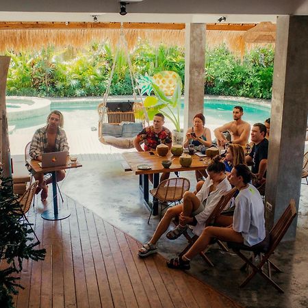 Endless Summer Surf Camp Kuta Kuta  Bagian luar foto
