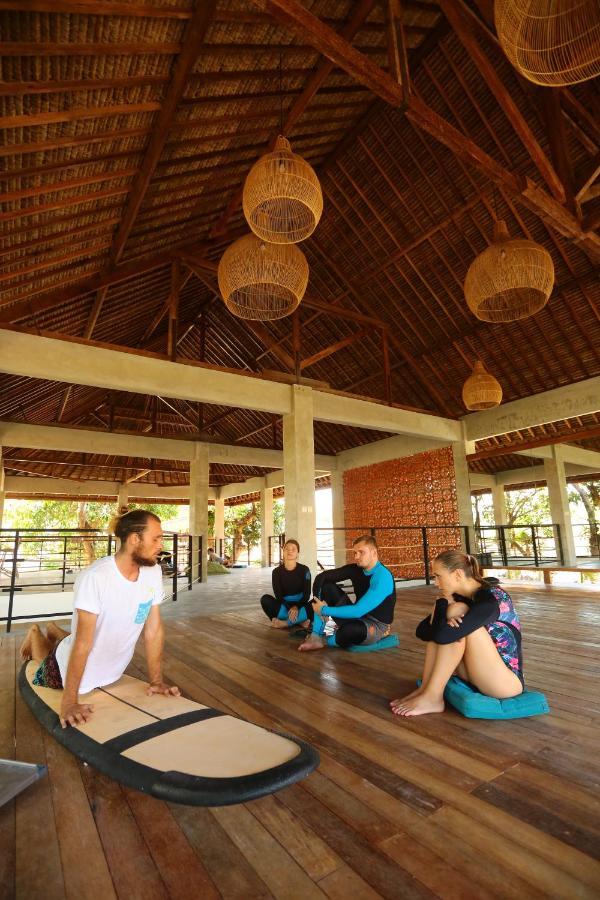 Endless Summer Surf Camp Kuta Kuta  Bagian luar foto