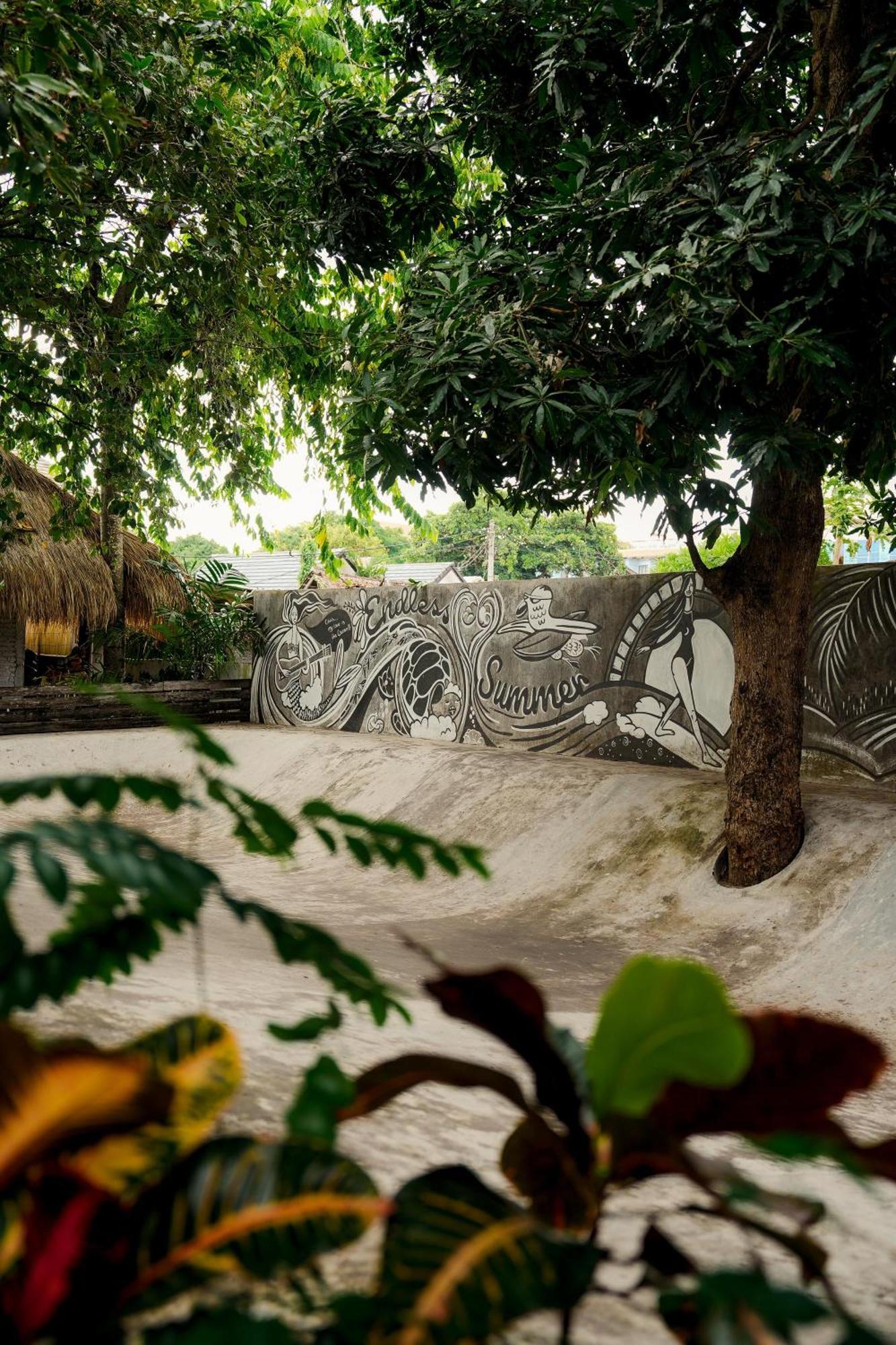Endless Summer Surf Camp Kuta Kuta  Bagian luar foto